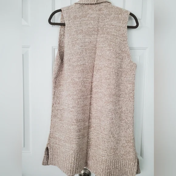 LOFT Lou and Gray cozy Knit Sleeveless Cardigan Vest - Picture 3 of 5